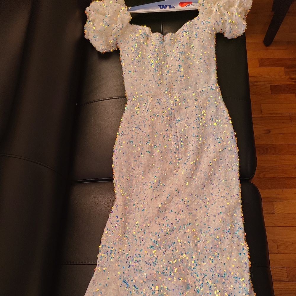 Women White Sequin Dress size Small Pre-owned In Great Condition - Picture 5 of 8